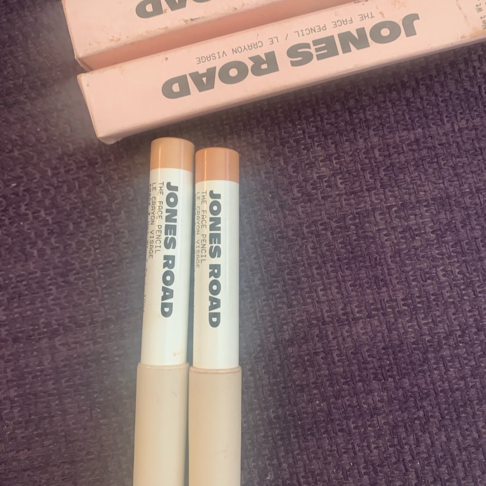 The face Pencil